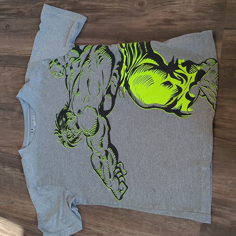 Hulk Under Armour top